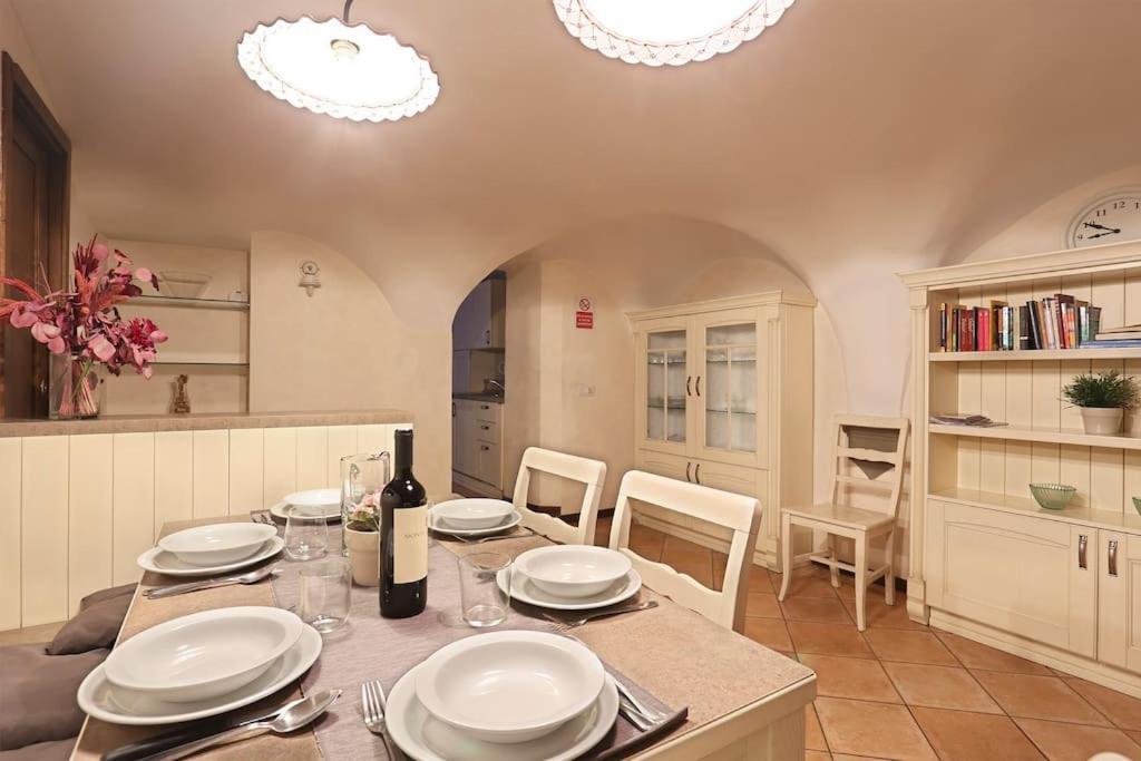Romantica Suite Firenze 2 Cls Central Market & Dome ภายนอก รูปภาพ